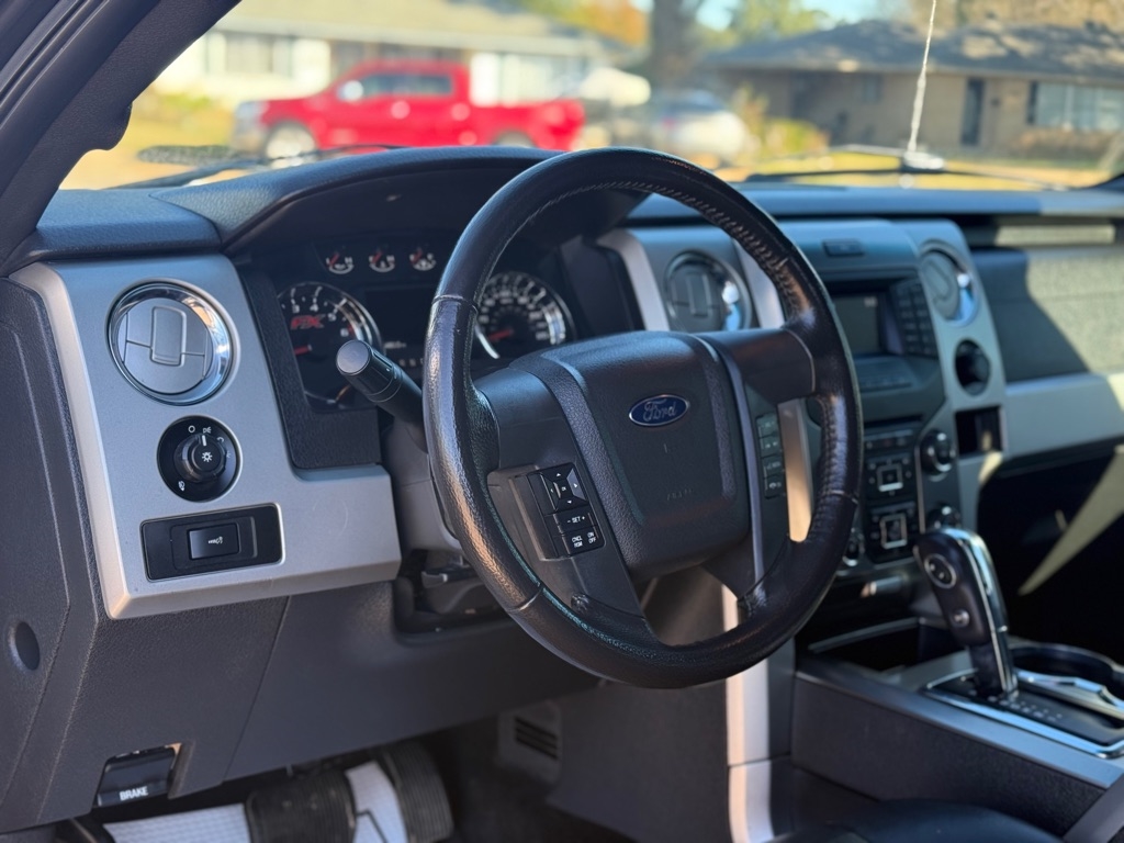 Ford F-150 XL SuperCrew 5.5-ft. Bed 2WD 2014