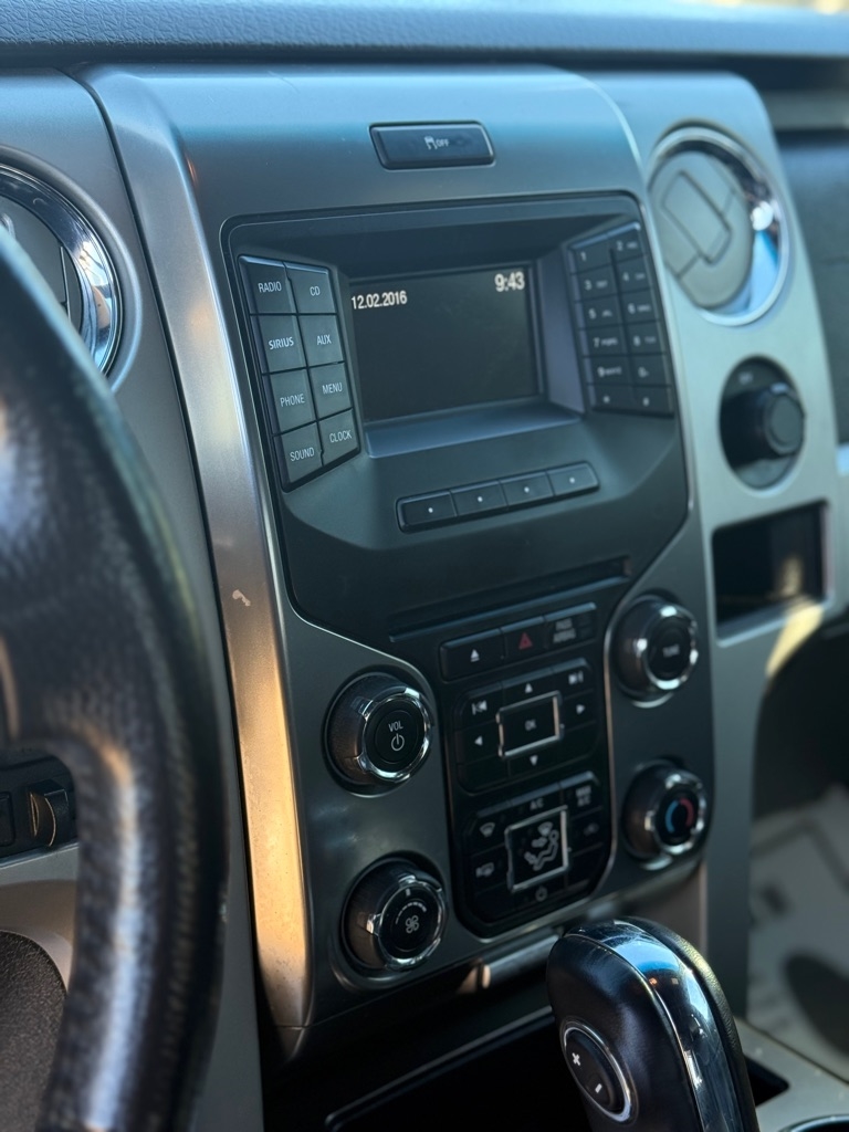 Ford F-150 XL SuperCrew 5.5-ft. Bed 2WD 2014