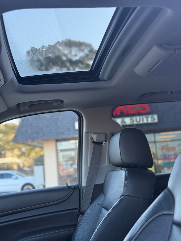 GMC Yukon SLT 2WD 2015