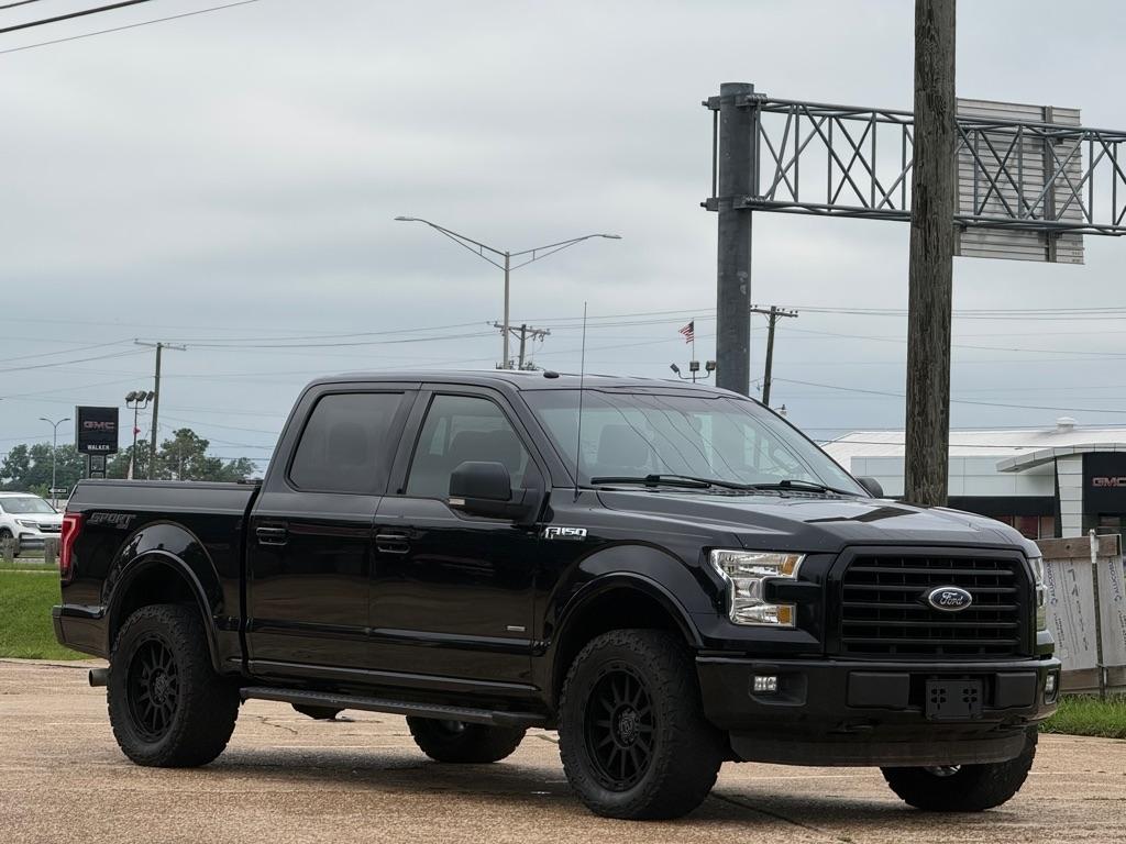 Ford F-150 4WD SuperCrew 145" XL 2016