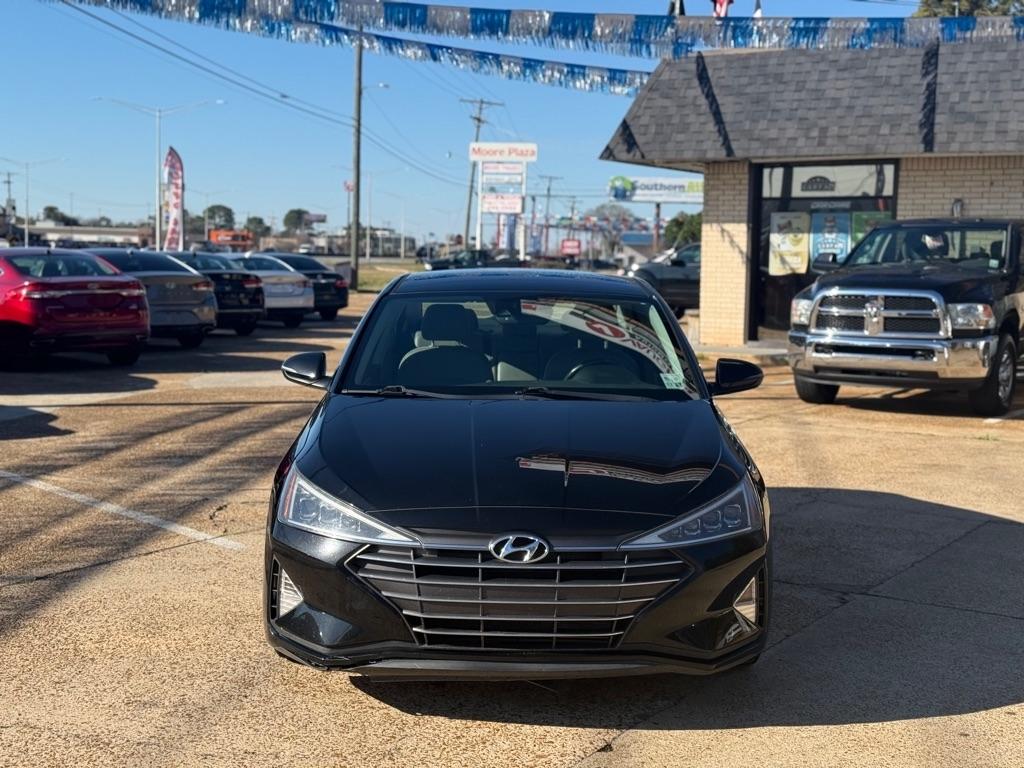 Hyundai Elantra Limited 2019