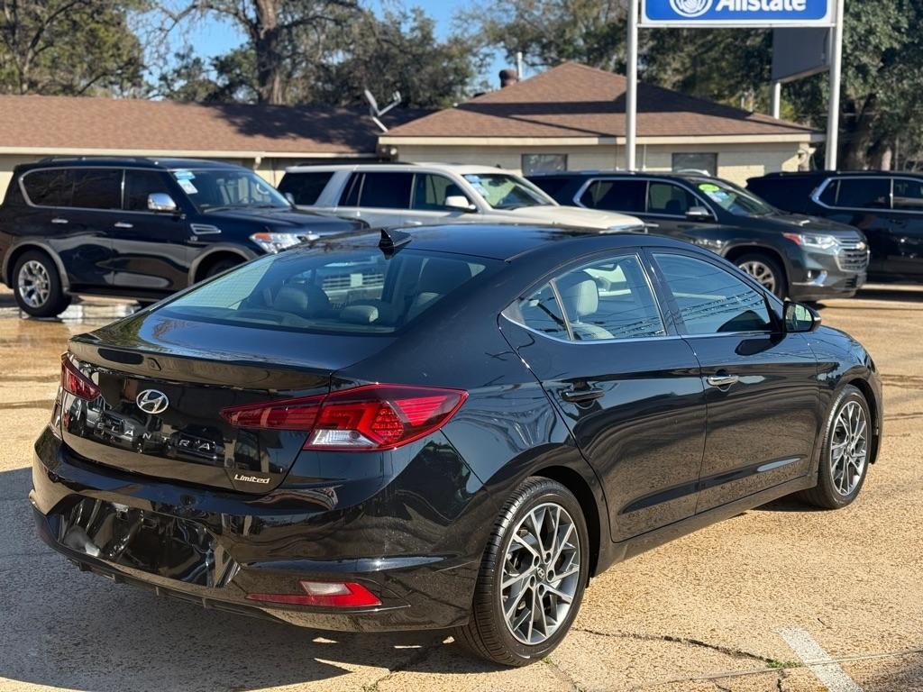 Hyundai Elantra Limited 2019