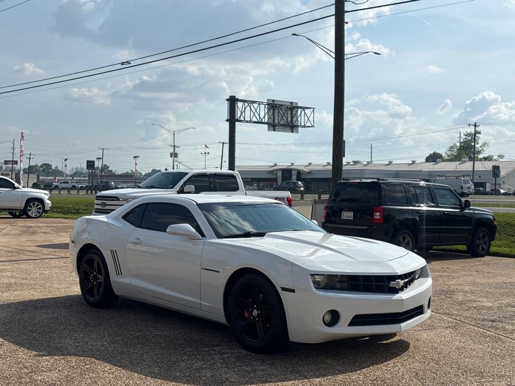 Chevrolet Camaro 2dr Cpe 1LT 2012