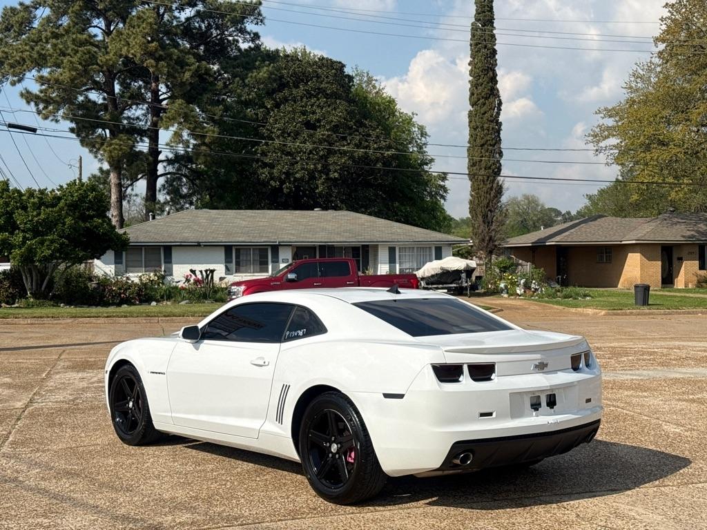 Chevrolet Camaro 2dr Cpe 1LT 2012