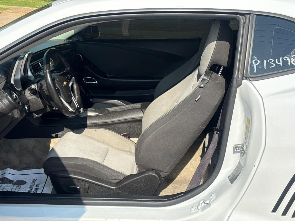 Chevrolet Camaro 2dr Cpe 1LT 2012