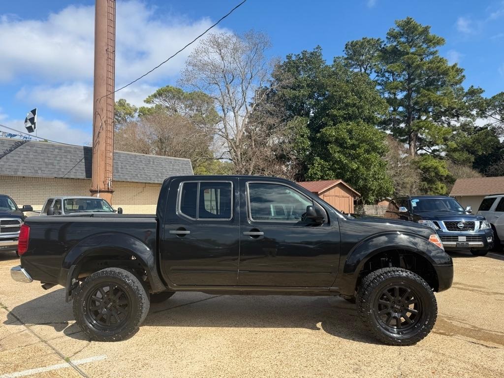Nissan Frontier S Crew Cab 5AT 2WD 2018