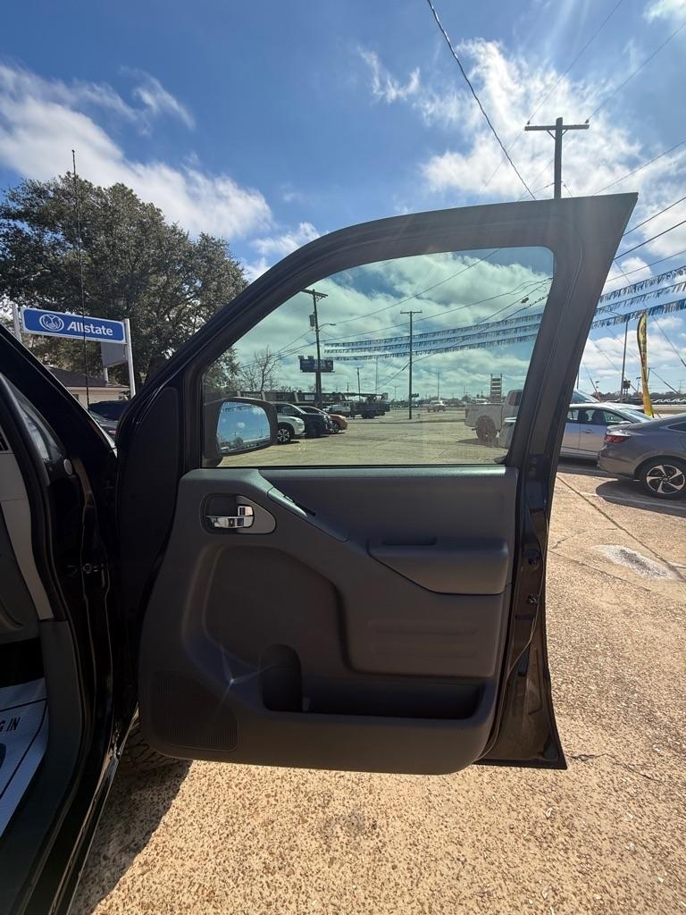 Nissan Frontier S Crew Cab 5AT 2WD 2018