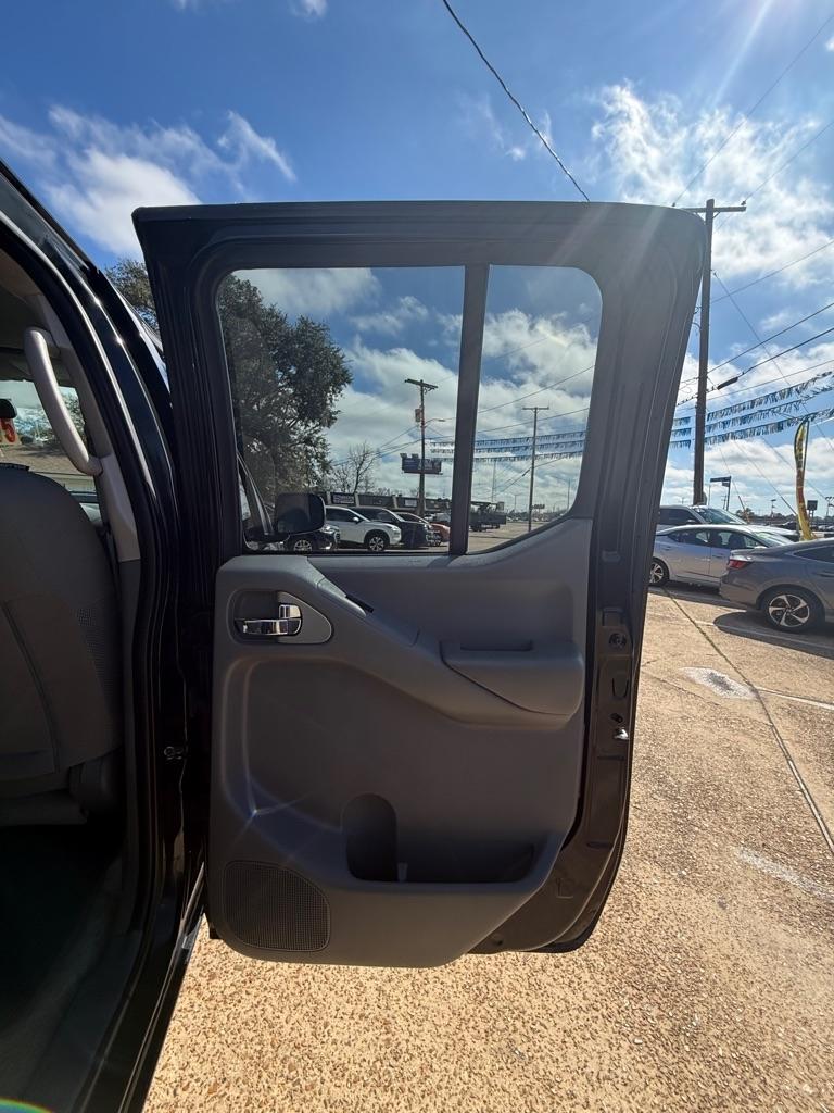 Nissan Frontier S Crew Cab 5AT 2WD 2018