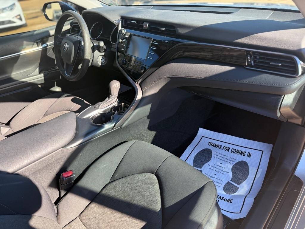 Toyota Camry L 2019