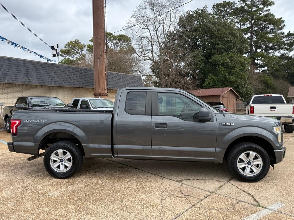 Ford F-150 XL SuperCab 8-ft. 2WD 2015