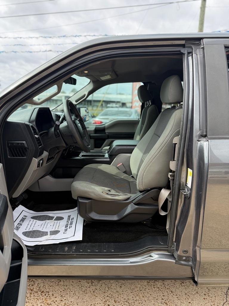 Ford F-150 XL SuperCab 8-ft. 2WD 2015