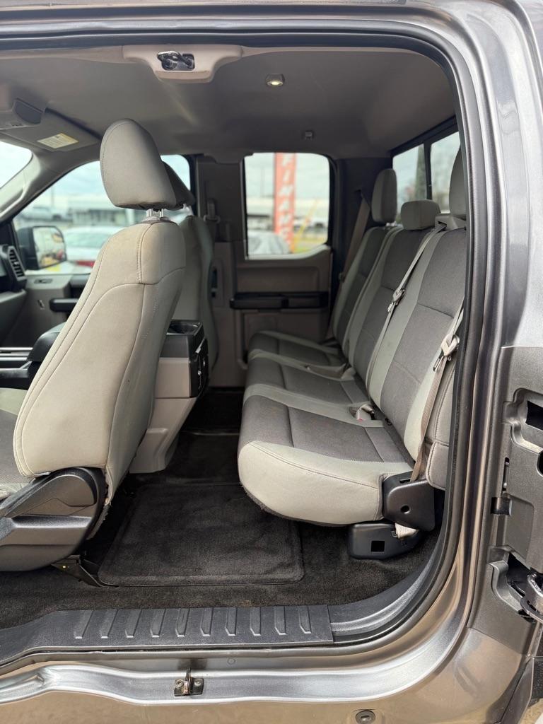 Ford F-150 XL SuperCab 8-ft. 2WD 2015