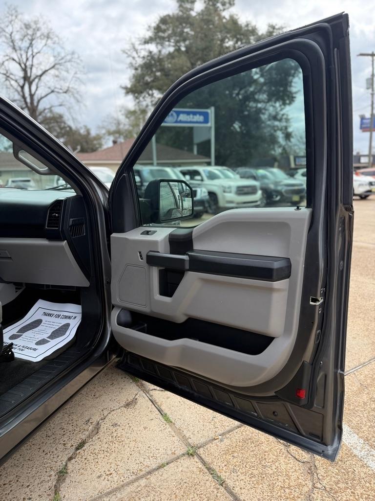 Ford F-150 XL SuperCab 8-ft. 2WD 2015