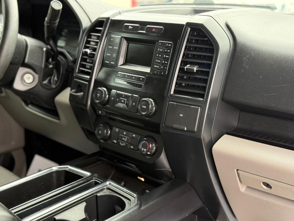 Ford F-150 XL SuperCab 8-ft. 2WD 2015