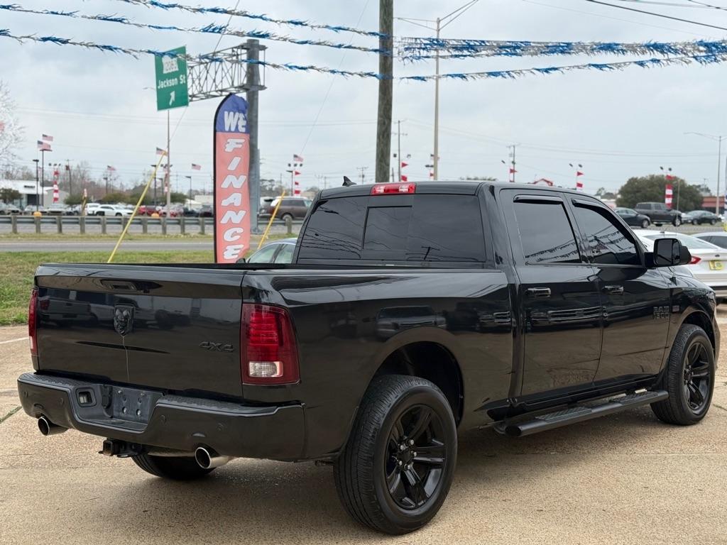 RAM 1500 Sport Crew Cab LWB 4WD 2015