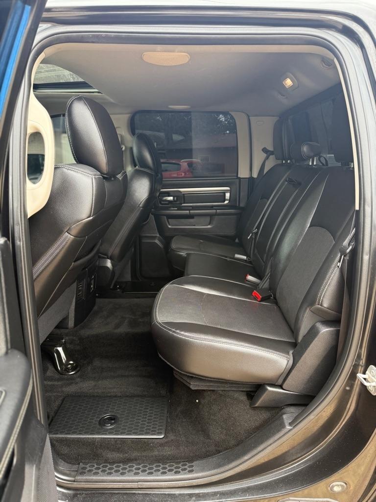 RAM 1500 Sport Crew Cab LWB 4WD 2015