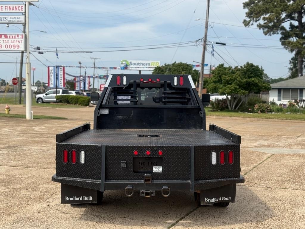 RAM 3500 Tradesman 4x4 Crew Cab 8' Box 2020