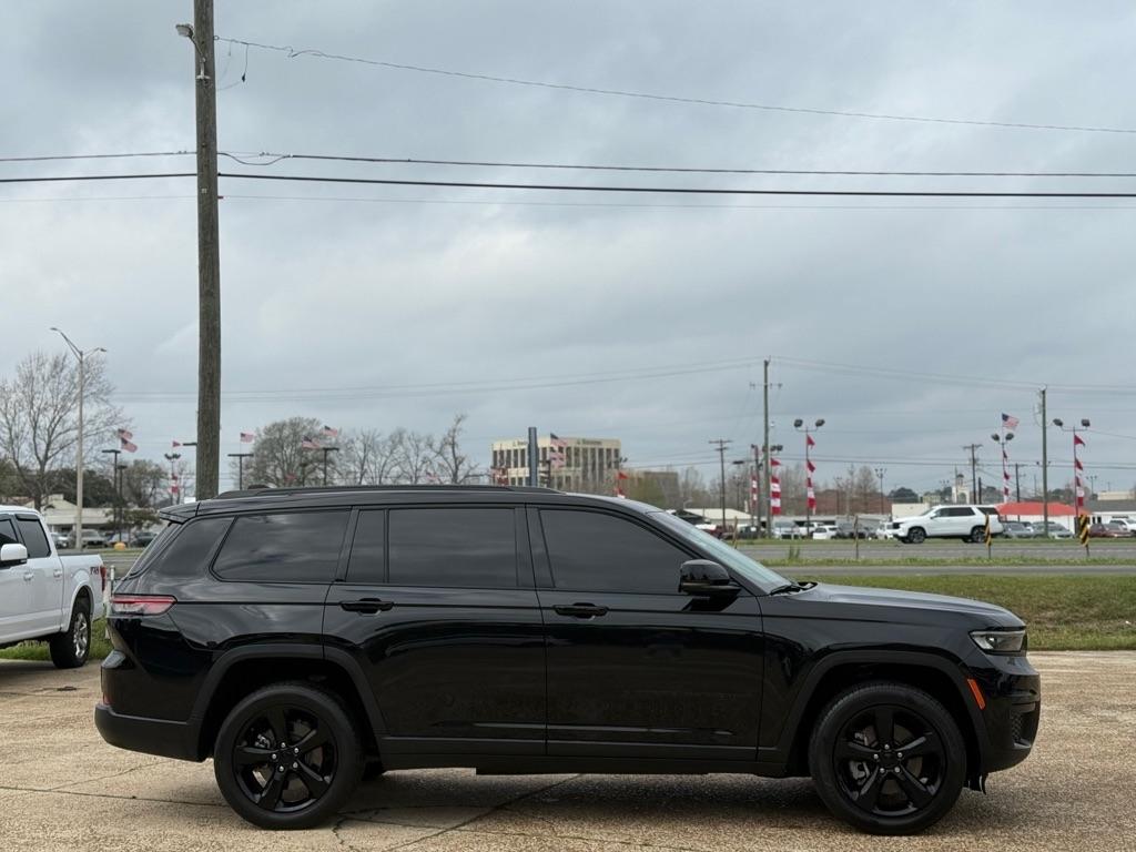 Jeep Grand Cherokee L Laredo 2023
