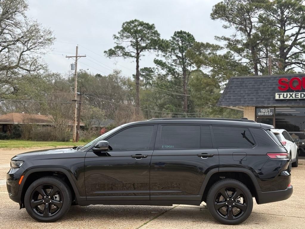 Jeep Grand Cherokee L Laredo 2023