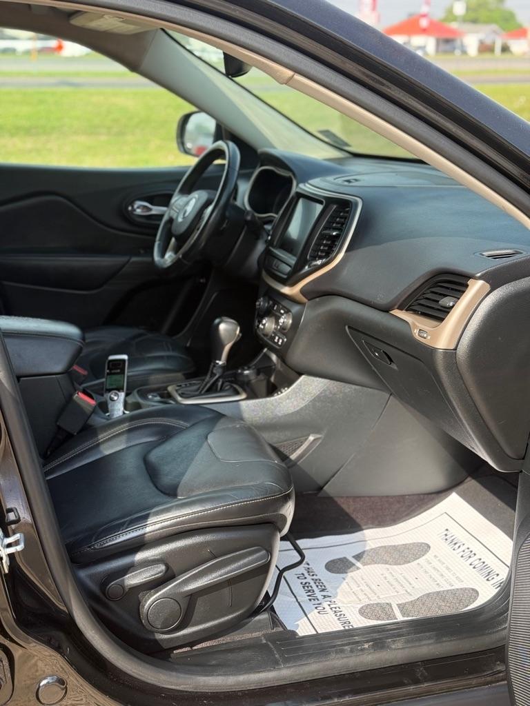 Jeep Cherokee 4WD 4dr Limited 2016