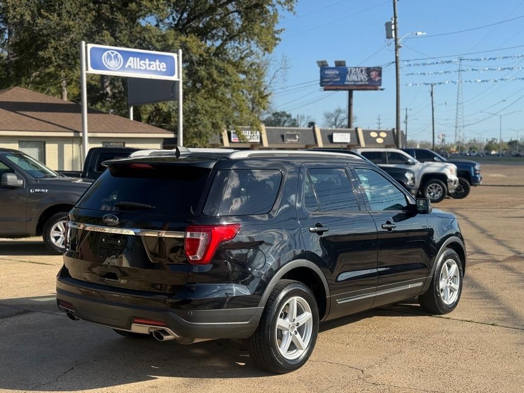 Ford Explorer XLT FWD 2018