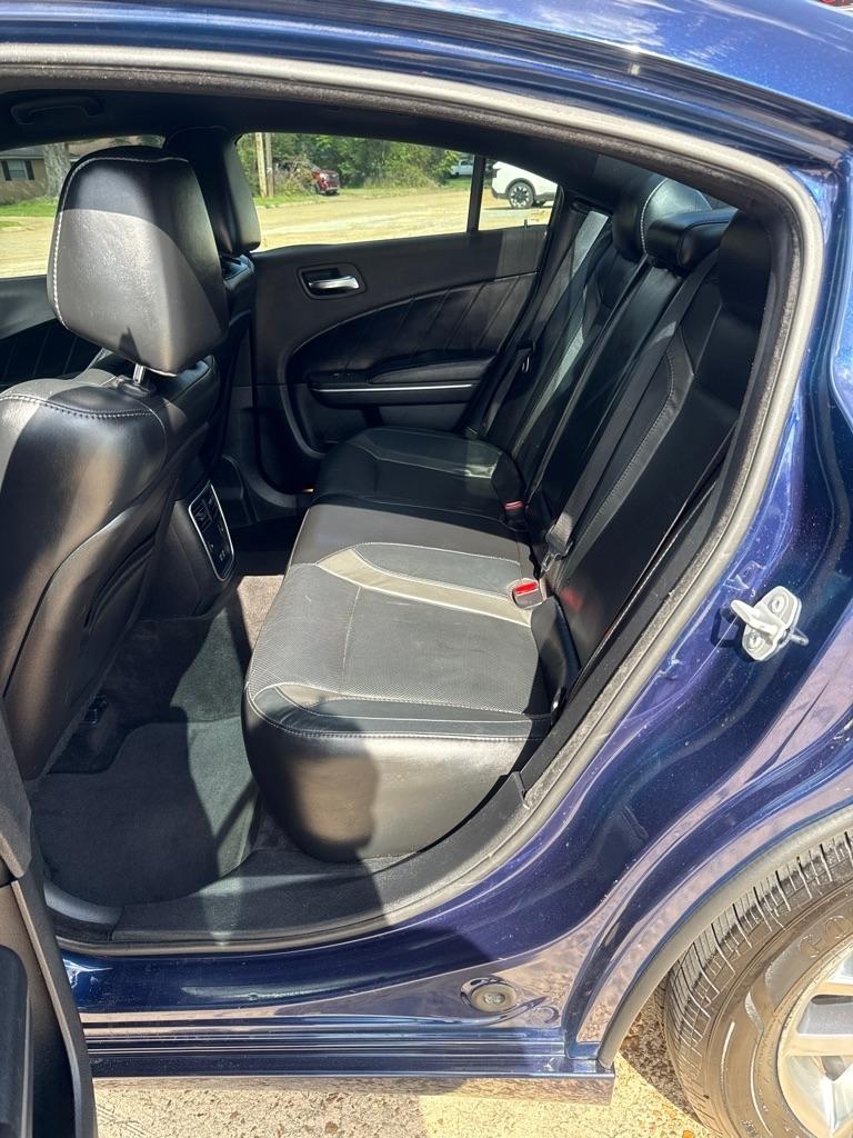 Dodge Charger 4dr Sdn SXT RWD 2016