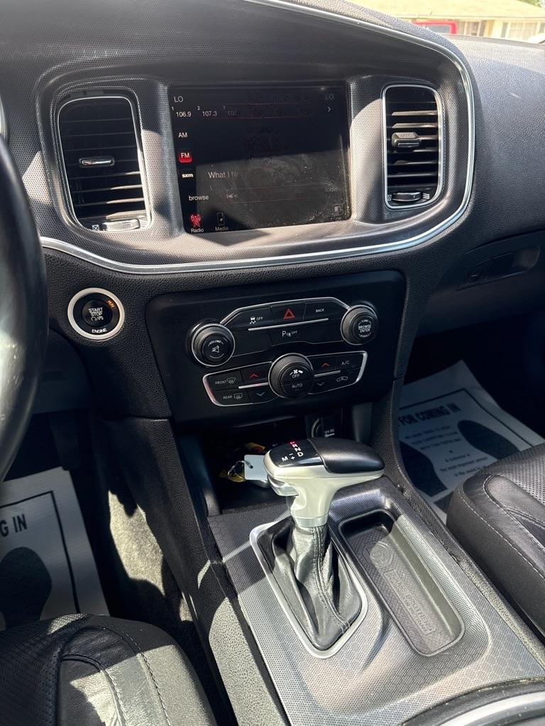 Dodge Charger 4dr Sdn SXT RWD 2016