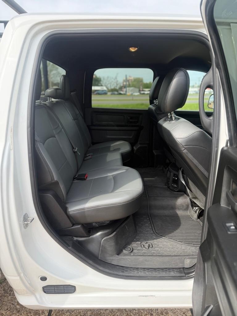 RAM 3500 Crew Cab 2WD DRW 2022