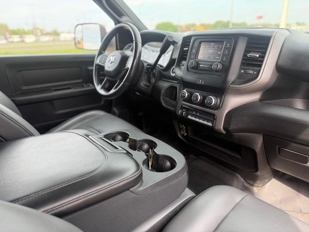 RAM 3500 Crew Cab 2WD DRW 2022