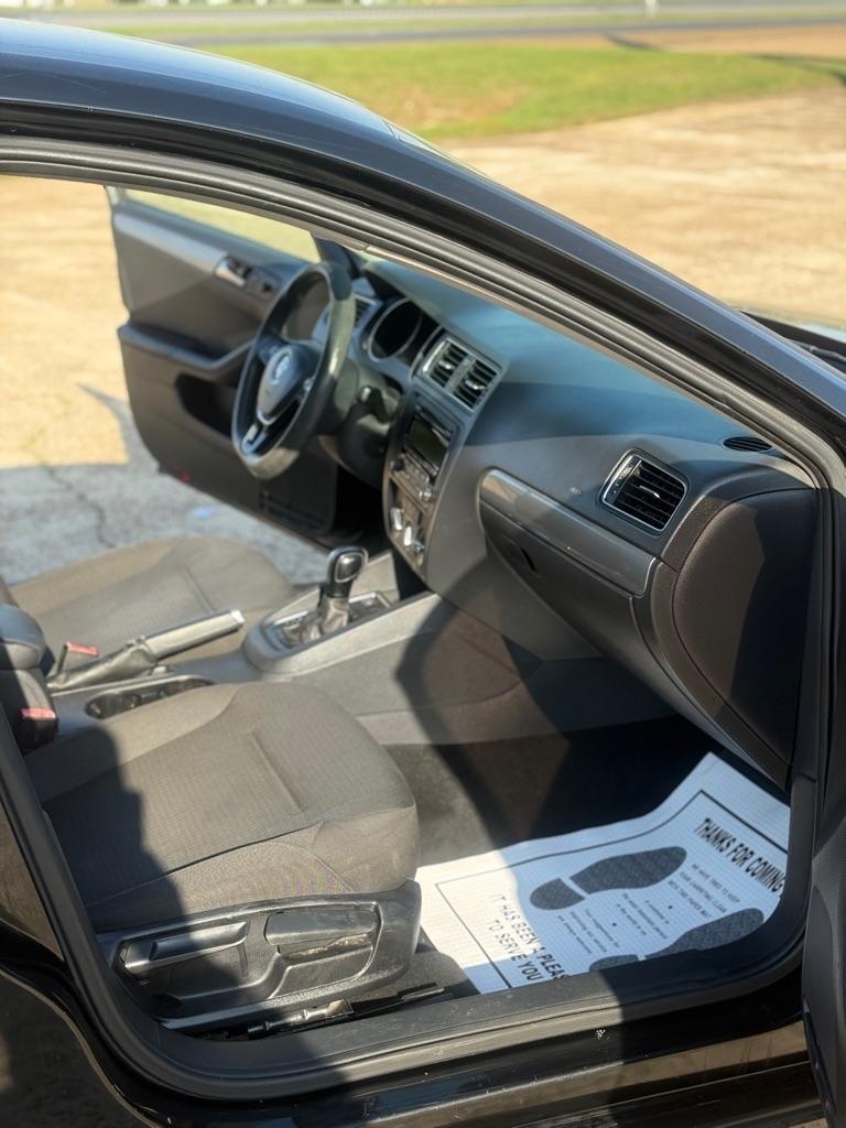 Volkswagen Jetta 4dr Auto 1.8T SE PZEV 2015