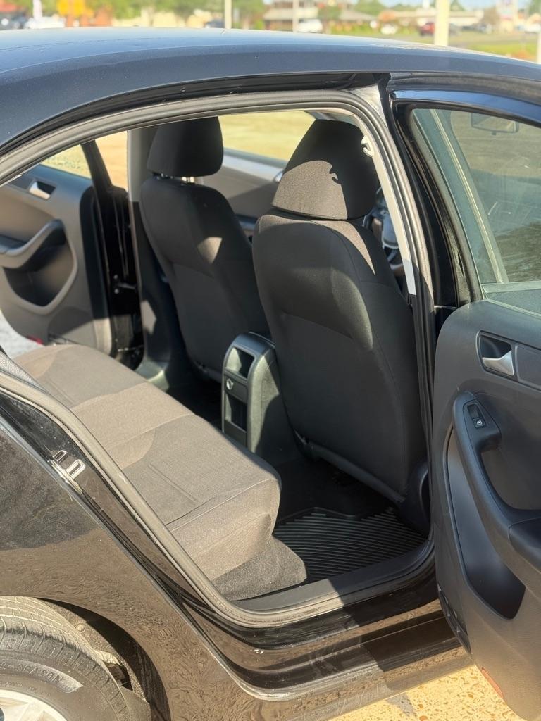 Volkswagen Jetta 4dr Auto 1.8T SE PZEV 2015