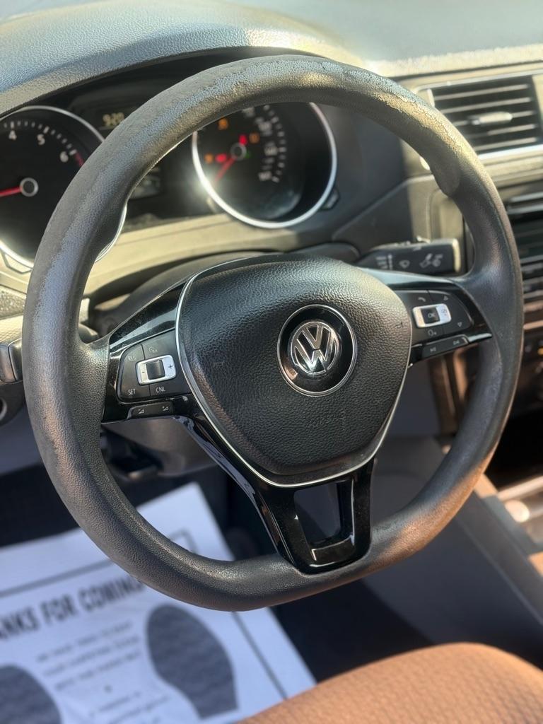 Volkswagen Jetta 4dr Auto 1.8T SE PZEV 2015