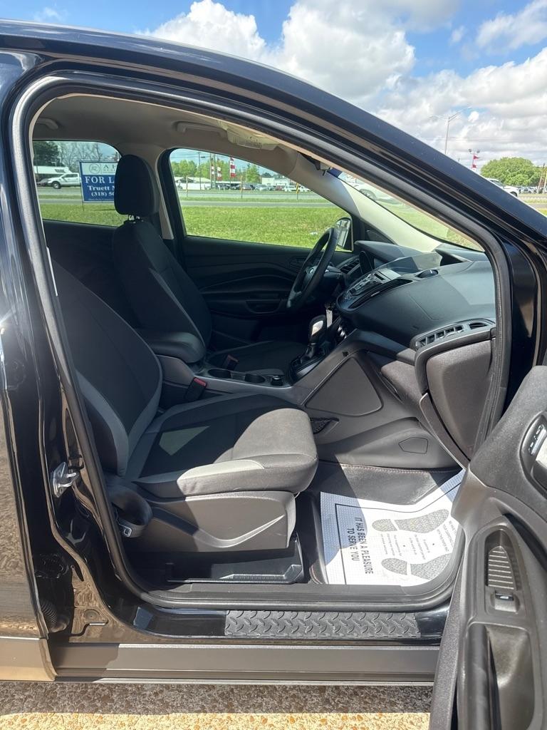 Ford Escape FWD 4dr S 2016