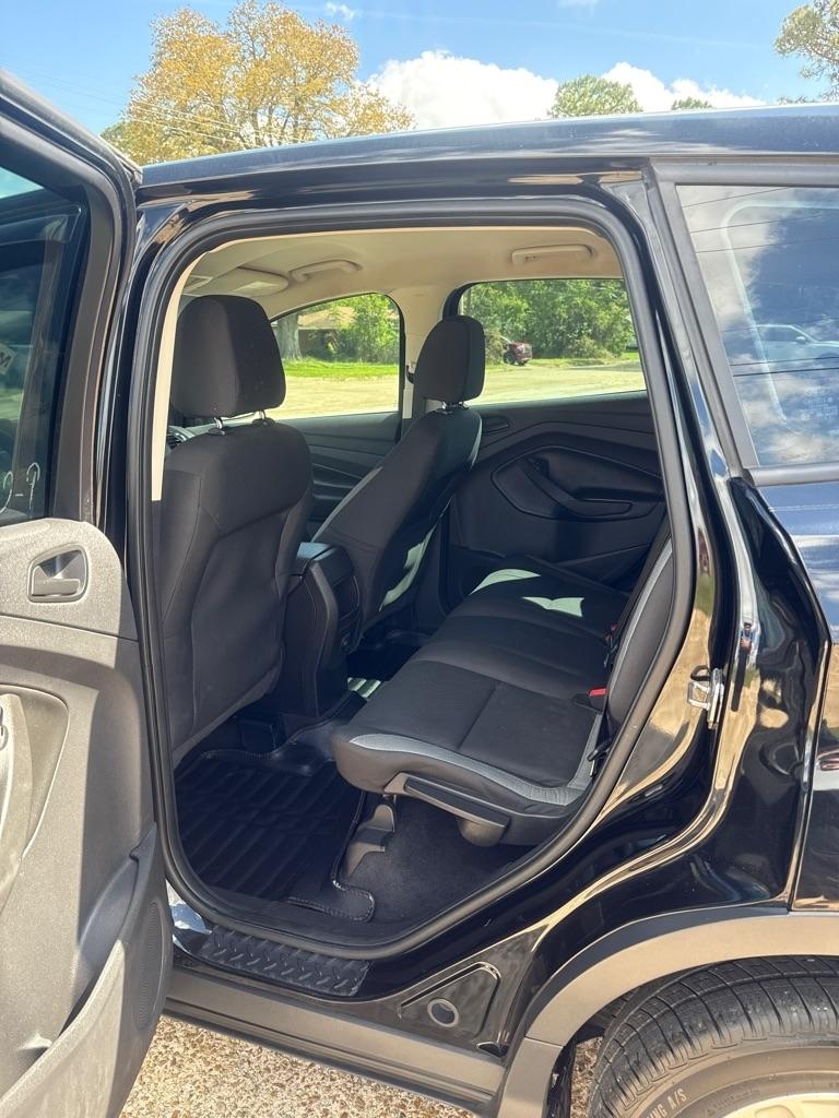 Ford Escape FWD 4dr S 2016