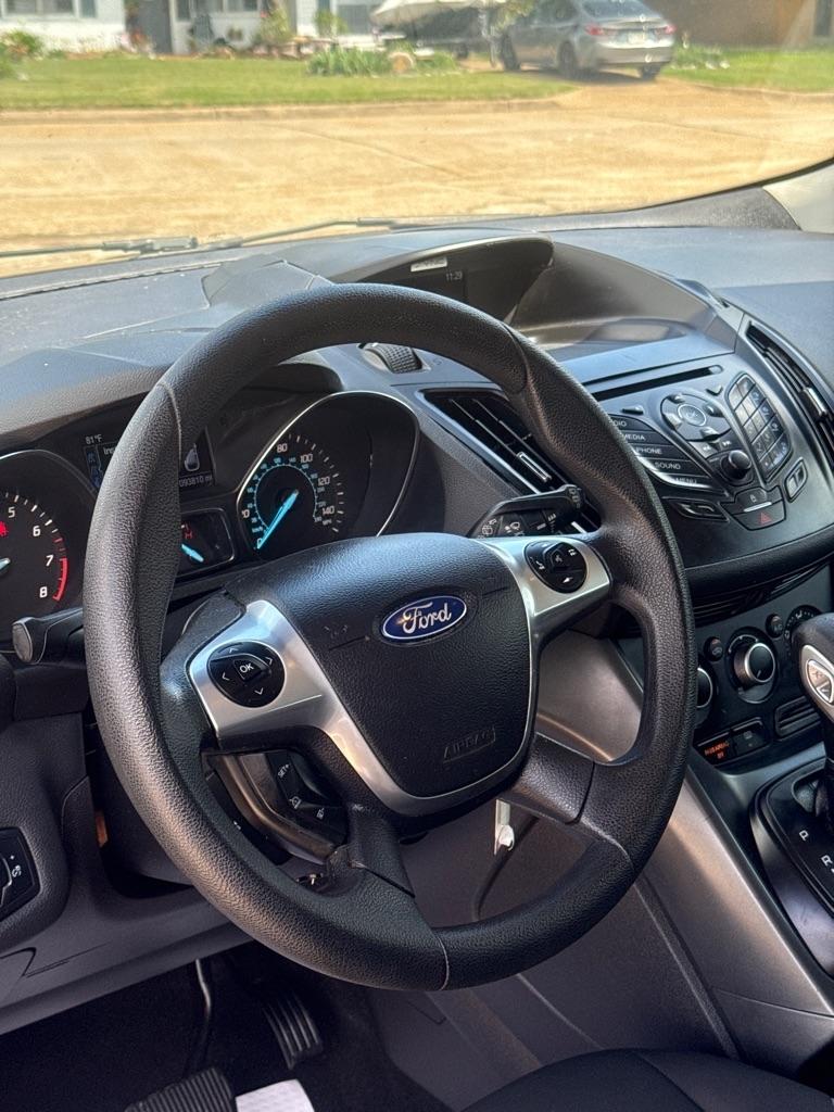 Ford Escape FWD 4dr S 2016