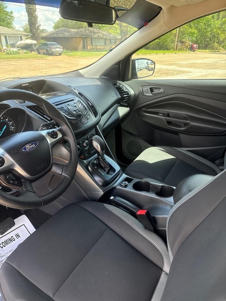 Ford Escape FWD 4dr S 2016