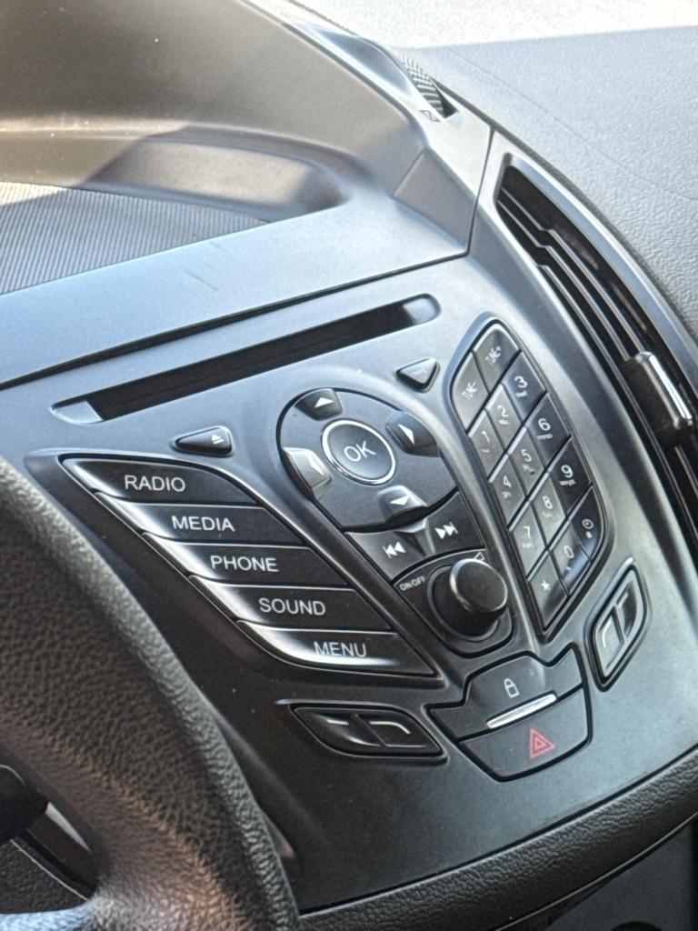 Ford Escape FWD 4dr S 2016