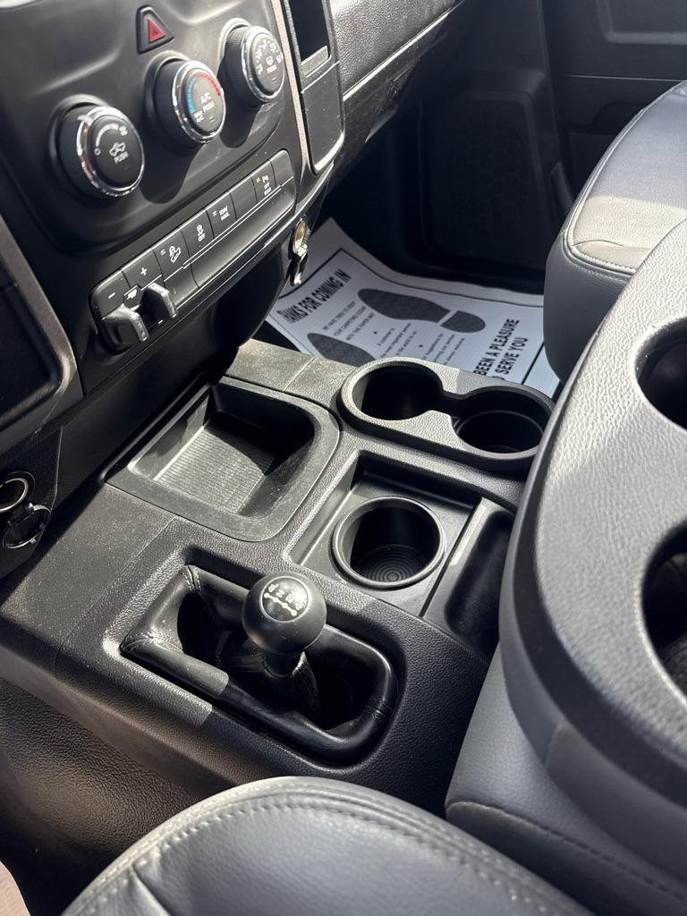 RAM 2500 Tradesman Crew Cab SWB 4WD 2017