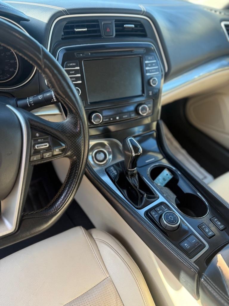 Nissan Maxima SL 3.5L 2020