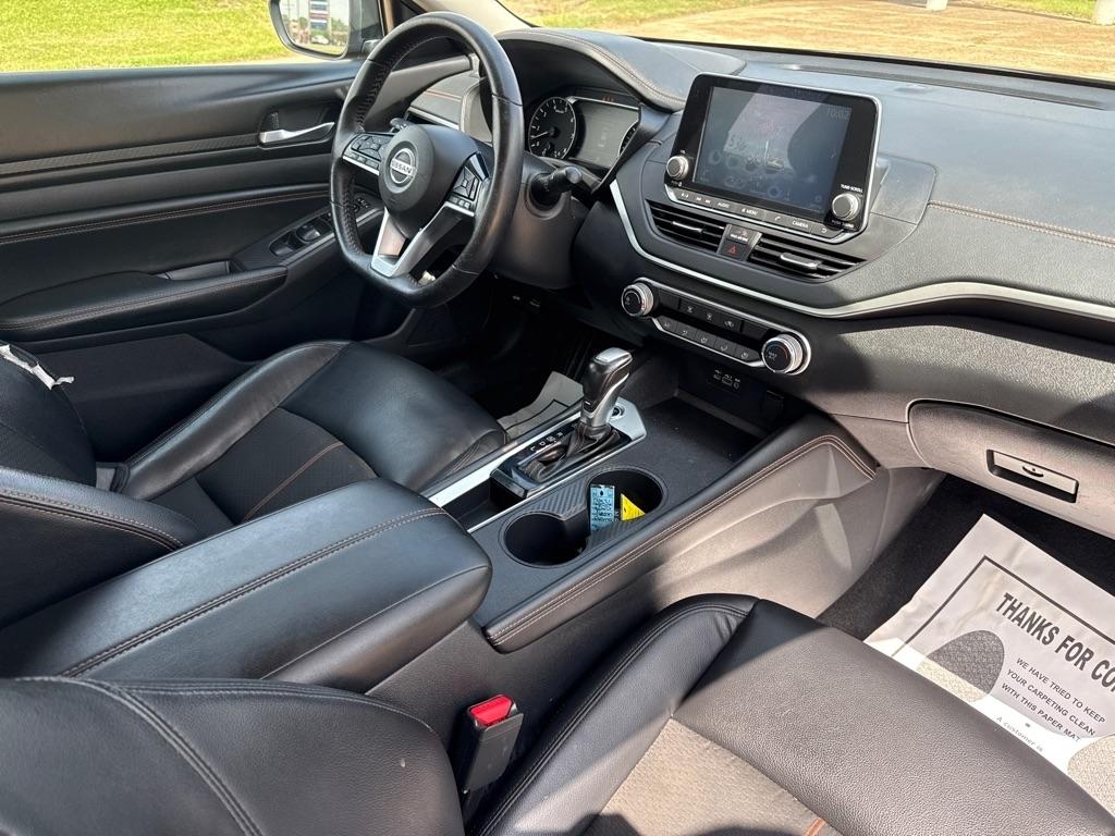 Nissan Altima 2.5 SR Sedan 2020