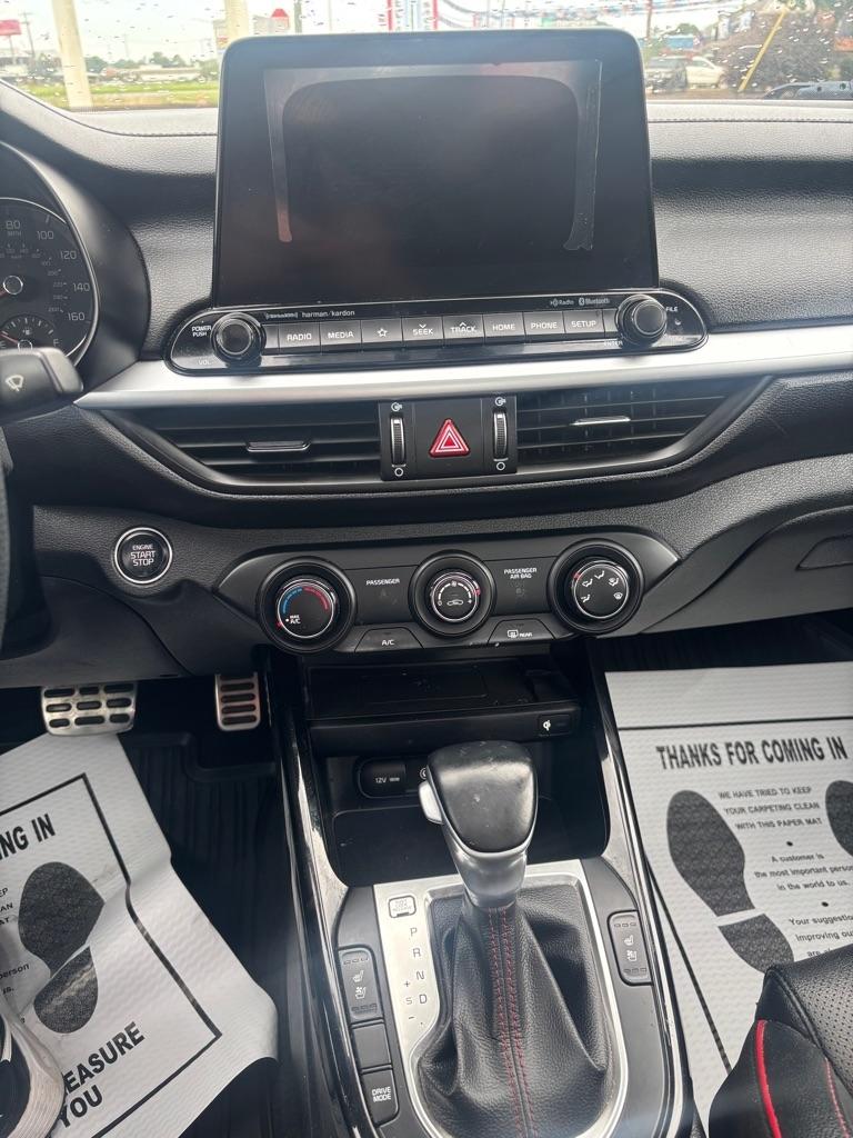 Kia Forte GT DCT 2021