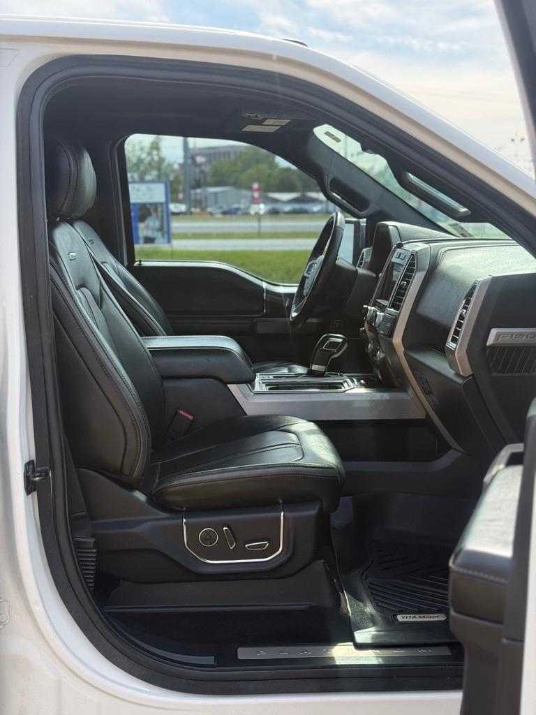 Ford F-150 4WD SuperCrew 145" King Ranch 2016