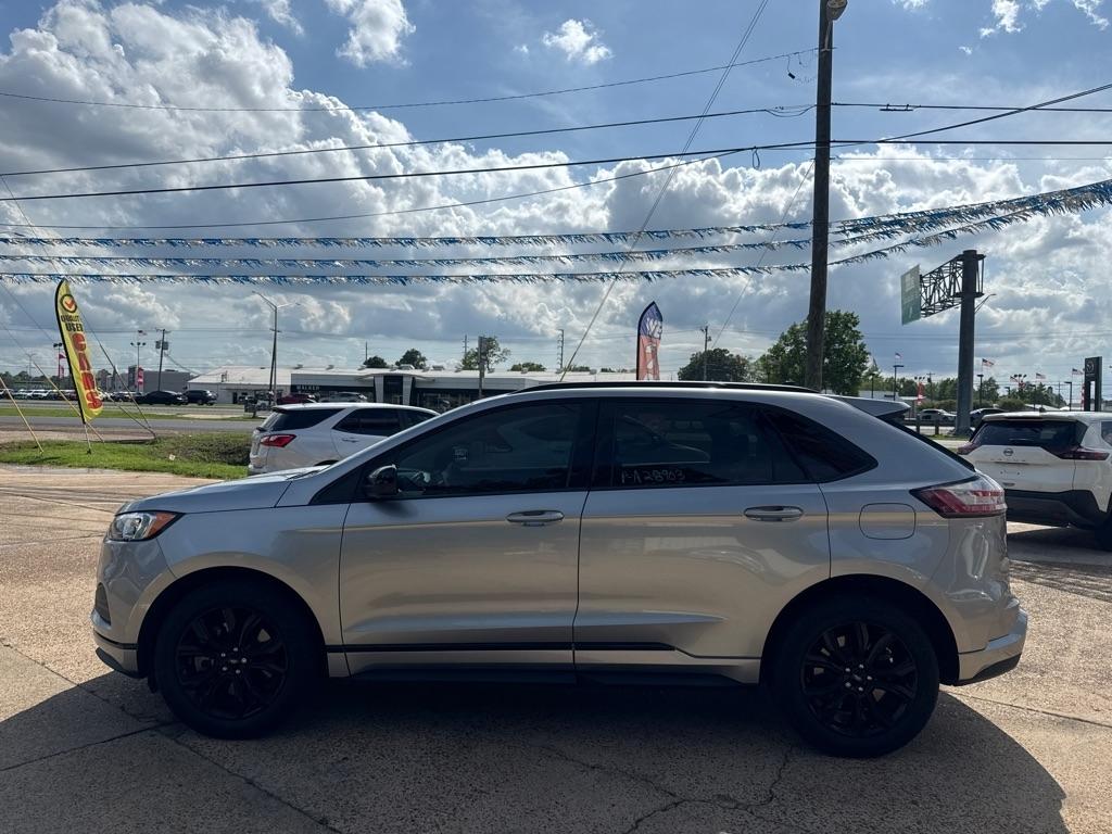 Ford Edge SE AWD 2022