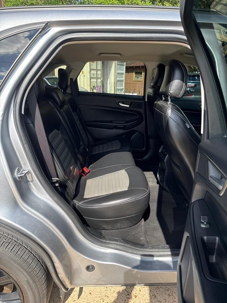 Ford Edge SE AWD 2022