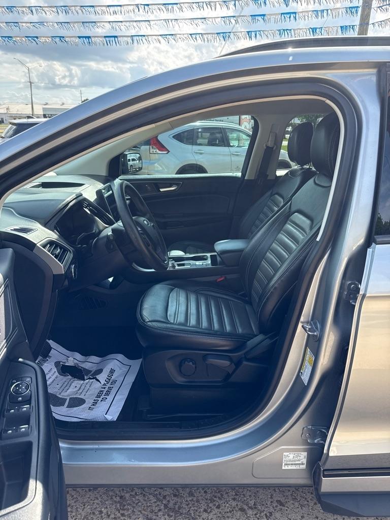 Ford Edge SE AWD 2022