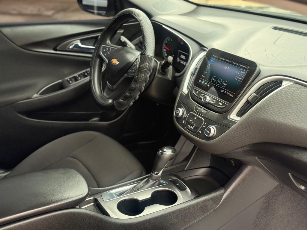 Chevrolet Malibu 4dr Sdn LS w/1LS 2020