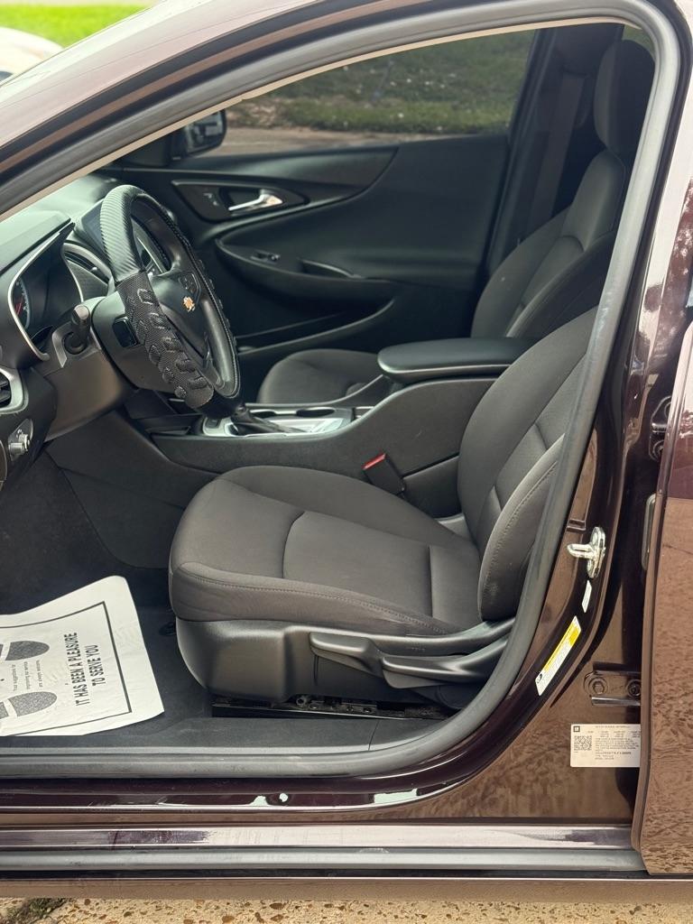 Chevrolet Malibu 4dr Sdn LS w/1LS 2020