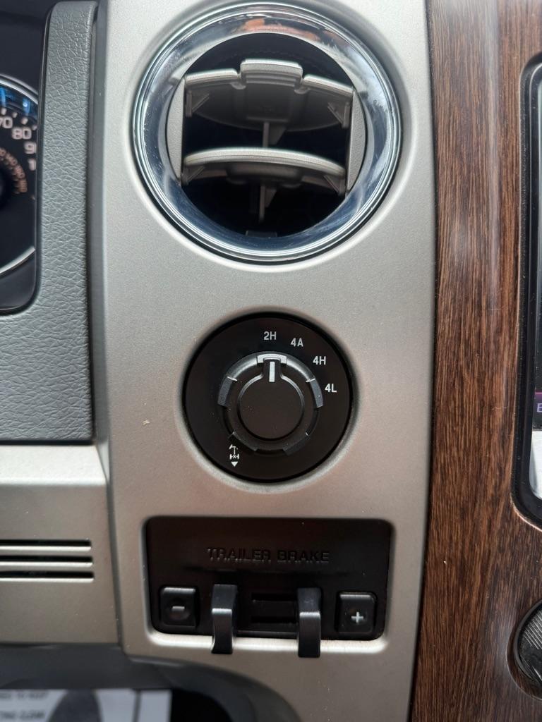 Ford F-150 4WD SuperCrew 145" King Ranch 2013