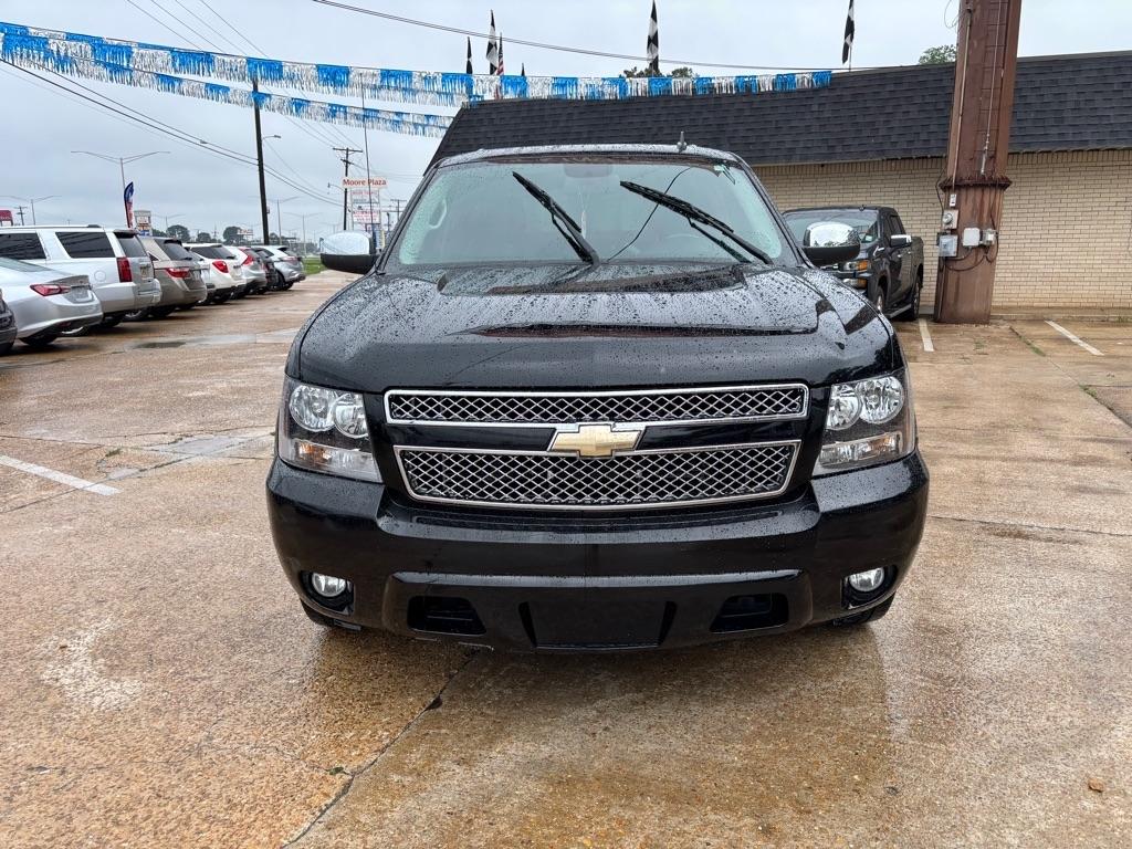 Chevrolet Avalanche 2WD Crew Cab LT 2010