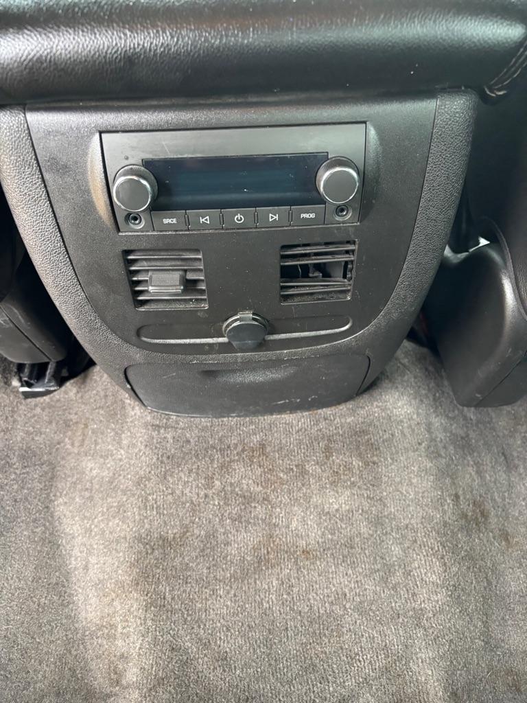 Chevrolet Avalanche 2WD Crew Cab LT 2010